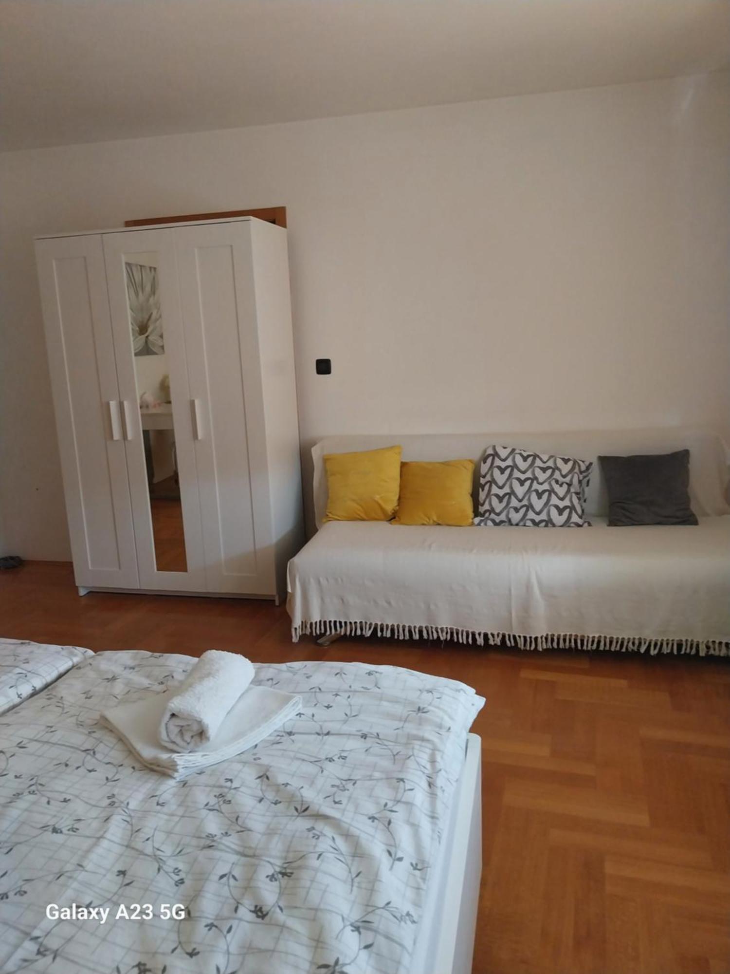 Apartman Bloom أوسييك المظهر الخارجي الصورة